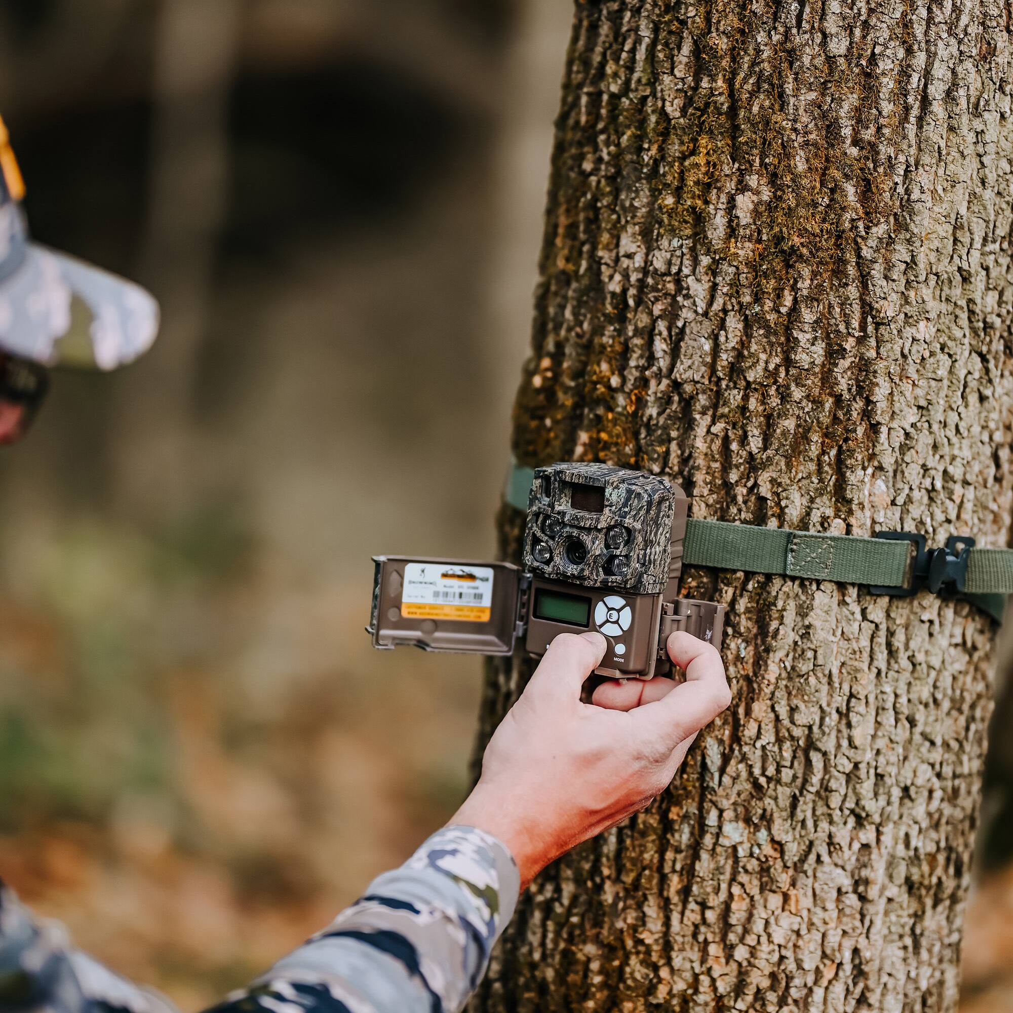 Left. Browning Trail Cameras - Browning Trail Camera Strike Force FHDR 40MP with Accessories Bundle.