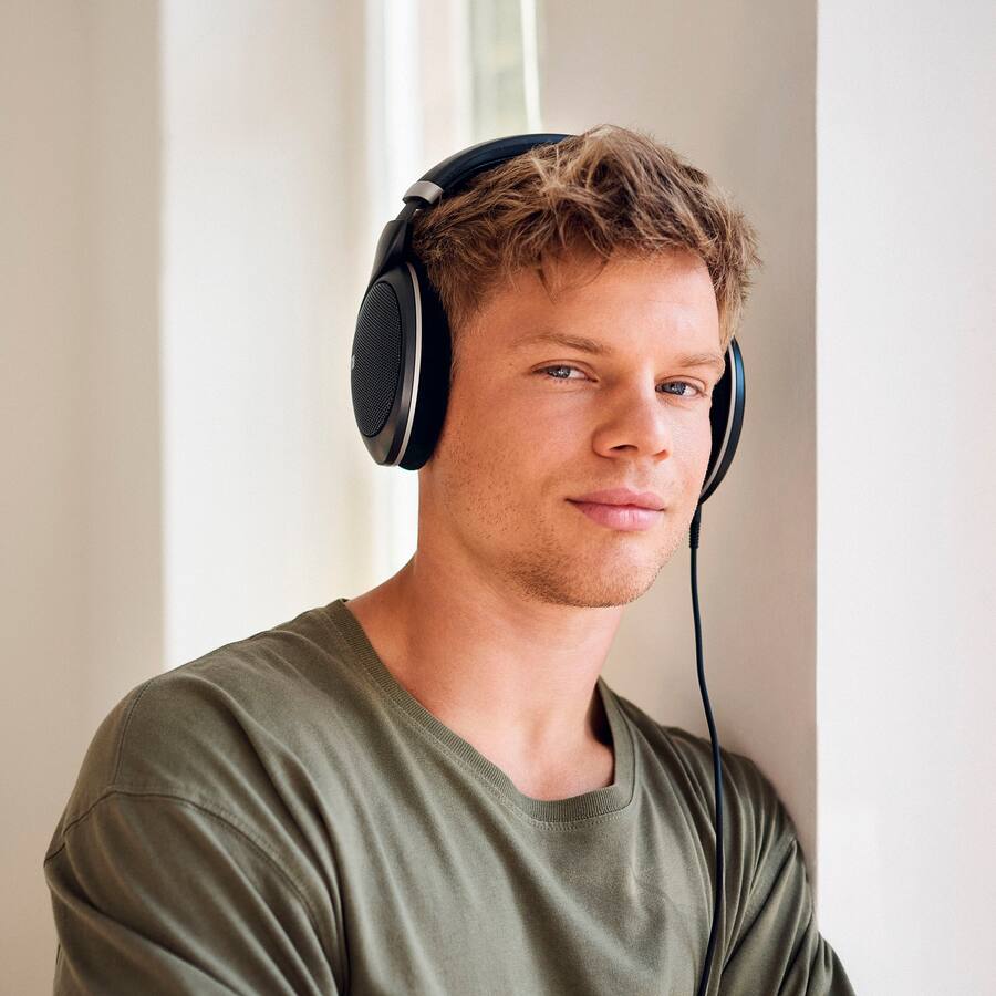 Sennheiser HD 550 Over Ear Open Back Wired Headphones Black HD 550 Sennheiser HD 550 Over Ear Open Back Wired Headphones Black HD 550