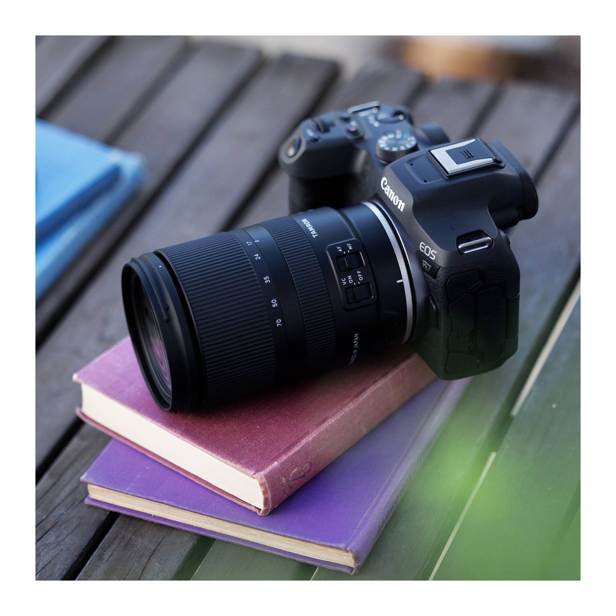 TAMRON T 24-70mm f/2.8 Di III VC USD  
Canon EOS R7  
VC MD OFF