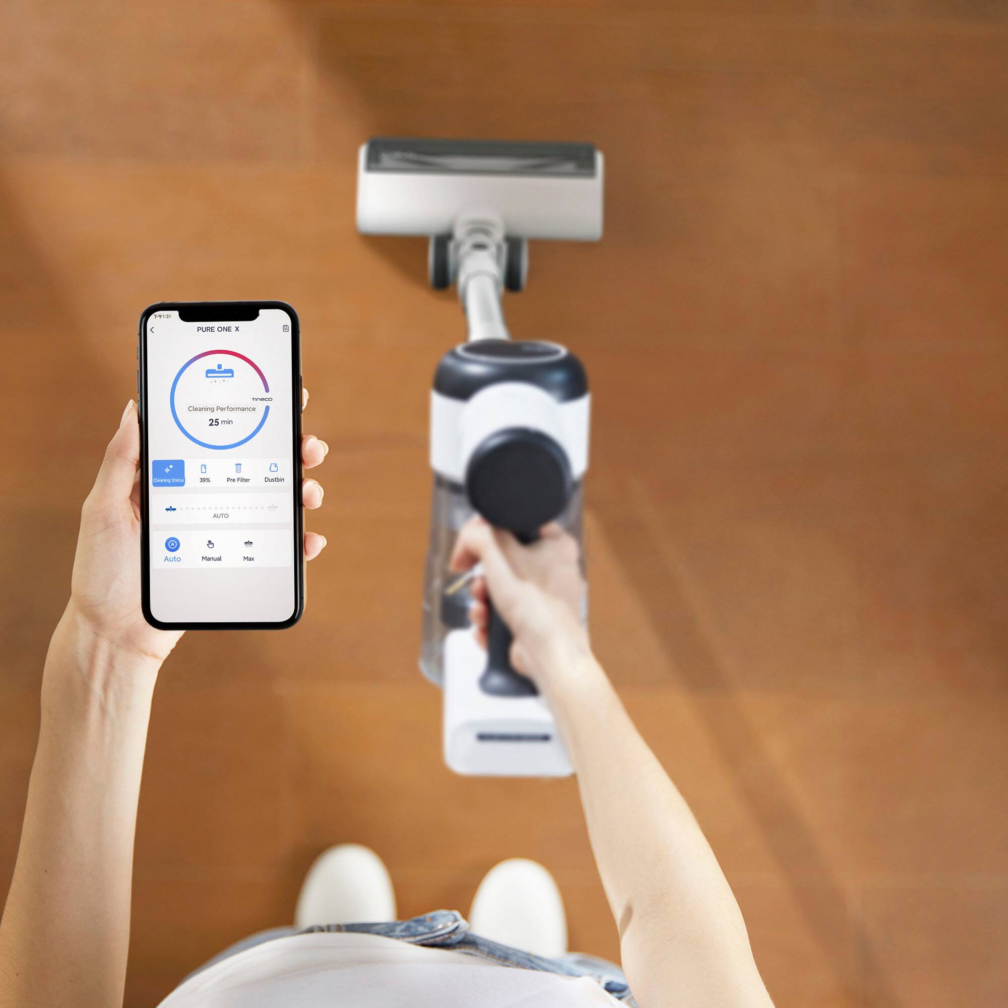 The text on the image reads: "PES ONE . - Ehcaning Pertmarca 28 - - - : 2 - i -at enua Auto - -". This text is in a foreign language and does not provide any context for the image.