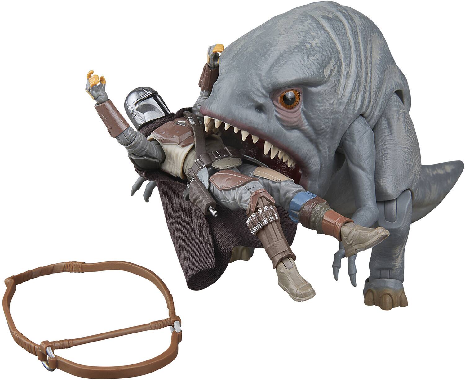 Alt View 4. Hasbro - Hasbro Collectibles - Star Wars: The Mandalorian - Vintage Collection - Blurrg & The Mandalorian - Collectibles - Multicolor.