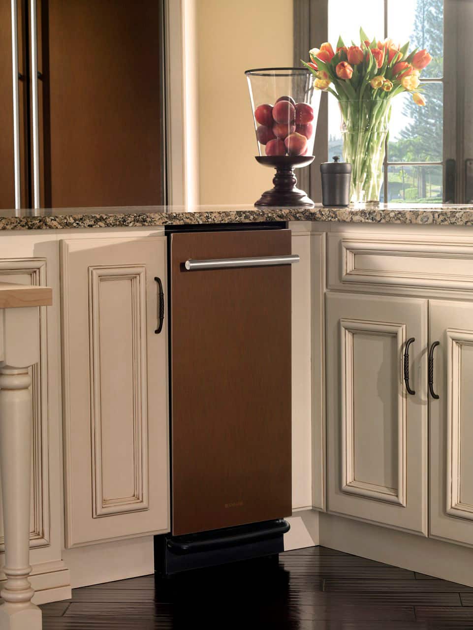 Alt View 14. JennAir - 15" Built-in Trash Compactor - Custom Panel Ready.