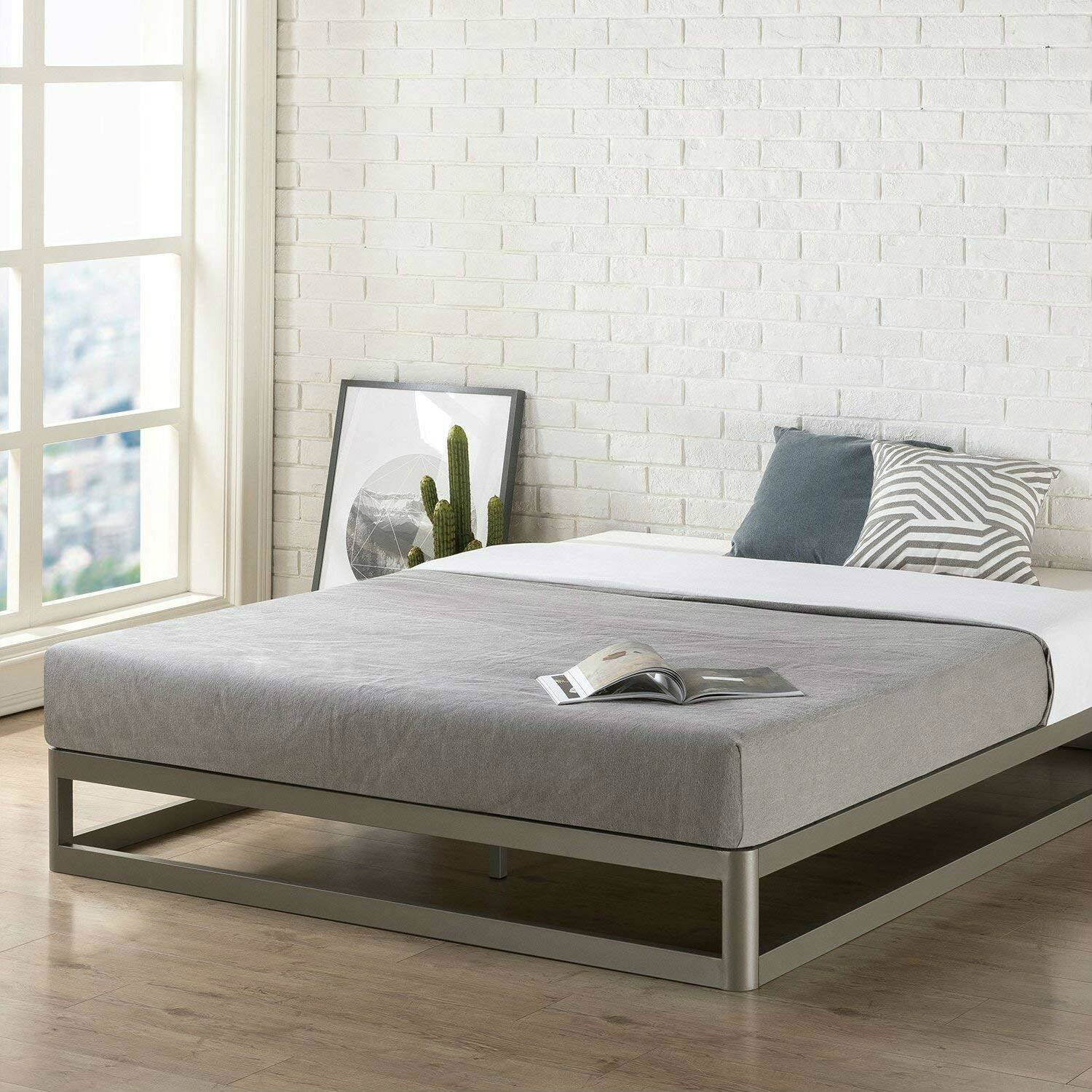 Angle. Hivvago - Hivvago Twin size Modern Heavy Duty Low Profile Metal Platform Bed Frame - Grey.