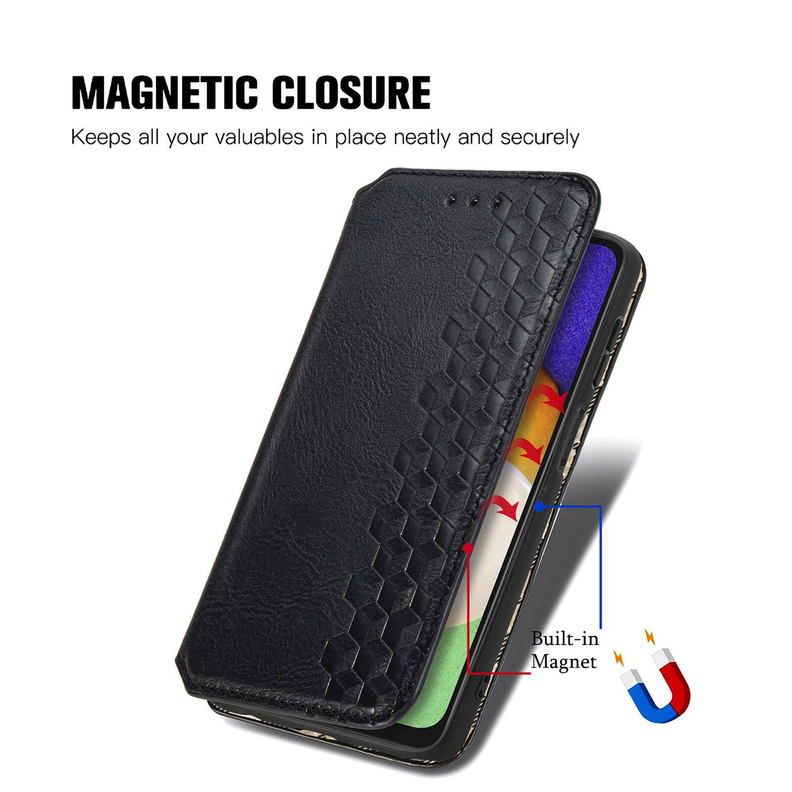 MAGNETIC CLOSURE  
Keeps all your valuables in place neatly and securely  
Built-in Magnet