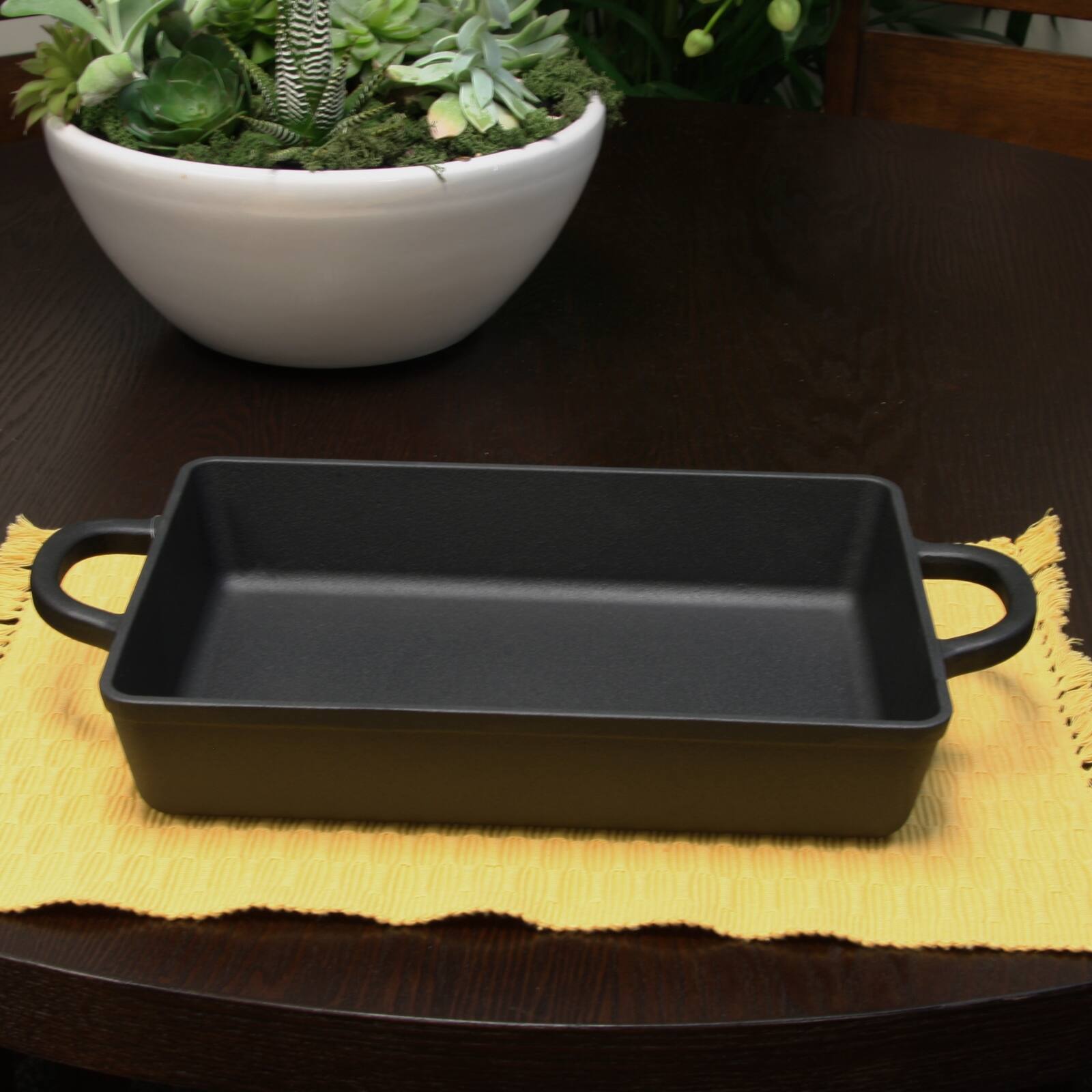 Alt View 2. Crock-Pot - Crock Pot Artisan 13 in. Preseasoned Cast Iron Lasagna Pan - Black.