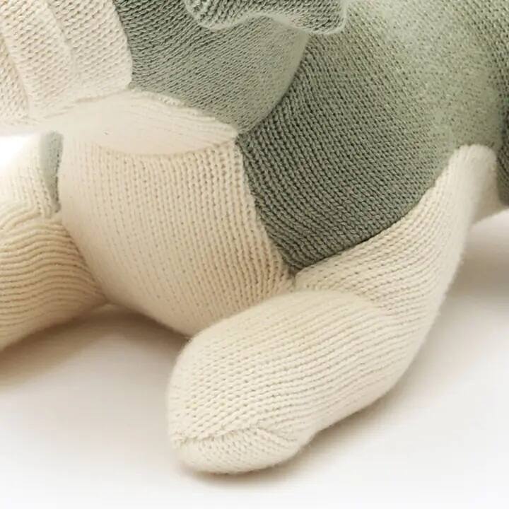 Angle. Siljoy - Knitted Stuffed Dog Plush Toy, 24x28cm, Sweet Green, 100% Cotton & Polyester, Cuddly & Friendly - Green.