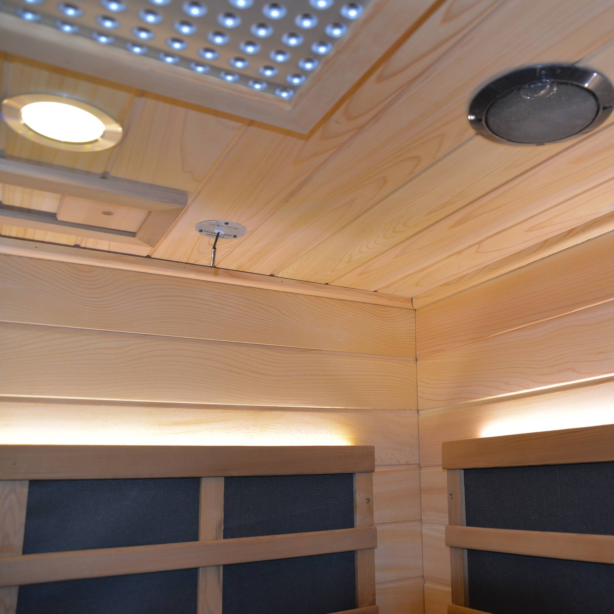 Alt View 2. Mondawe - Outdoor sauna room for 2 people - Ameican White Oak.