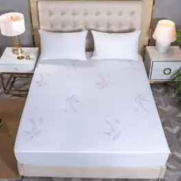 Bibb Home - Lavender Infused Scented Hypoallergenic Mattress Pad - Standard