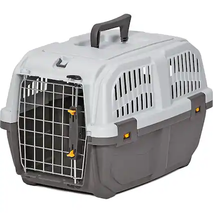 Front. Midwest - Skudo Travel Carrier.