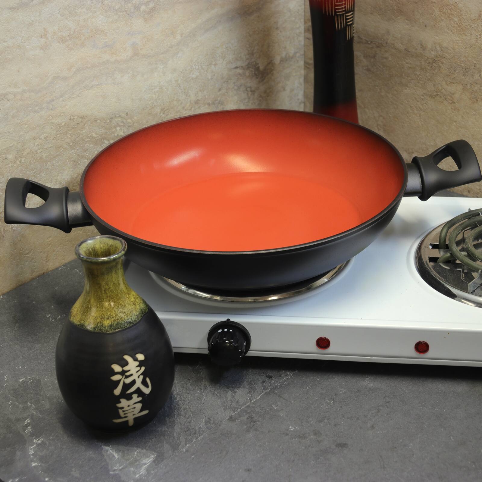 Alt View 3. Tosca - Tosca Terra-Cotta 3 Quart Aluminum Braiser Pan - Black.