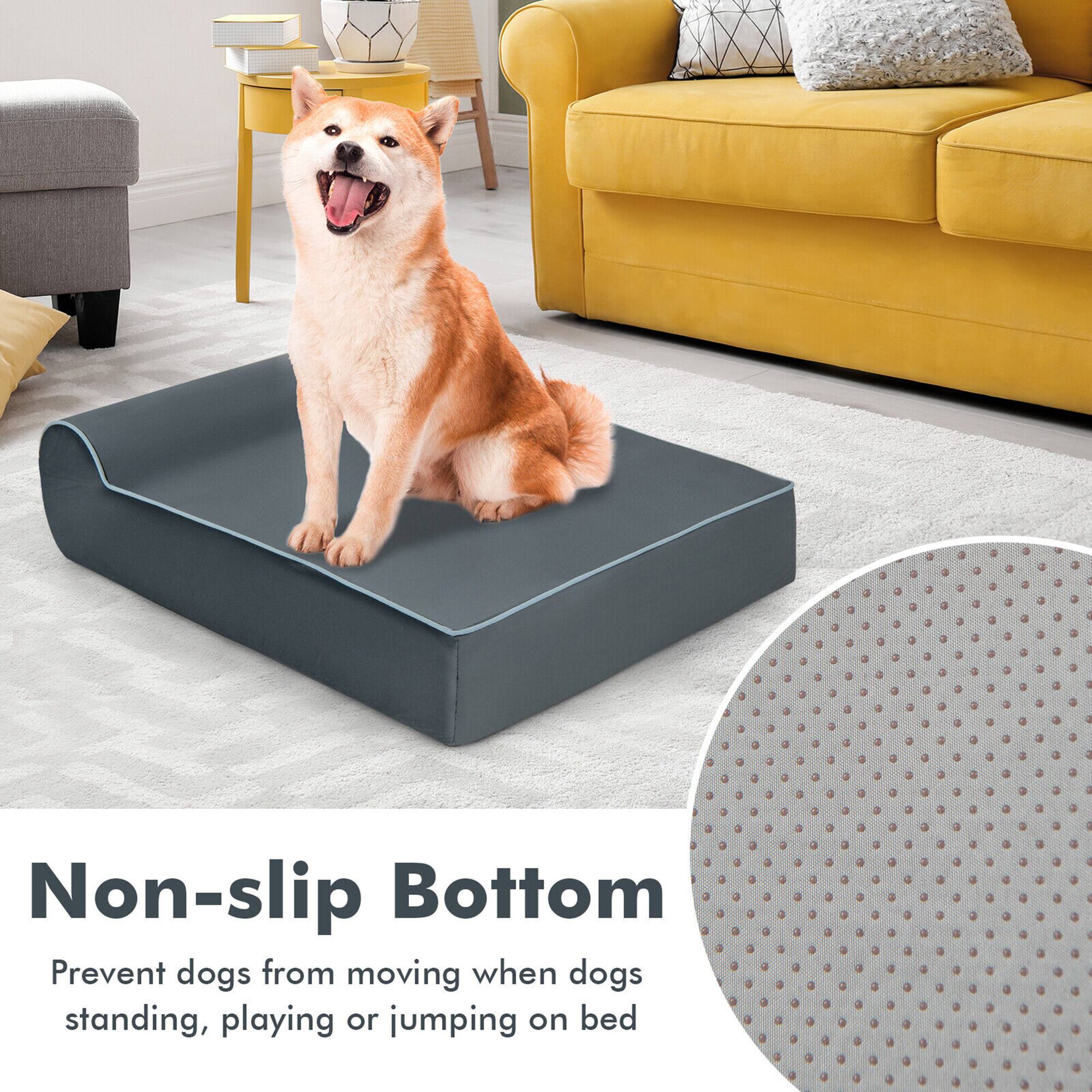 Non-slip Bottom

Prevent dogs from moving when dogs standing, playing or jumping on bed