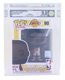 Topps - LA Lakers NBA Funko POP | Lebron James Alternate | Graded AFA 9 - Purple