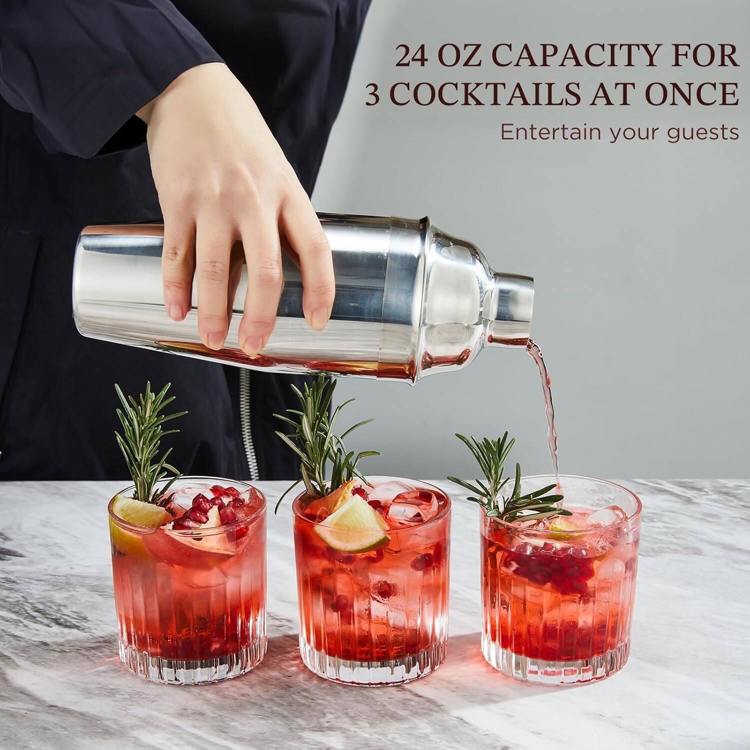 24 OZ CAPACITY FOR 3 COCKTAILS AT ONCE  
Entertain your guests