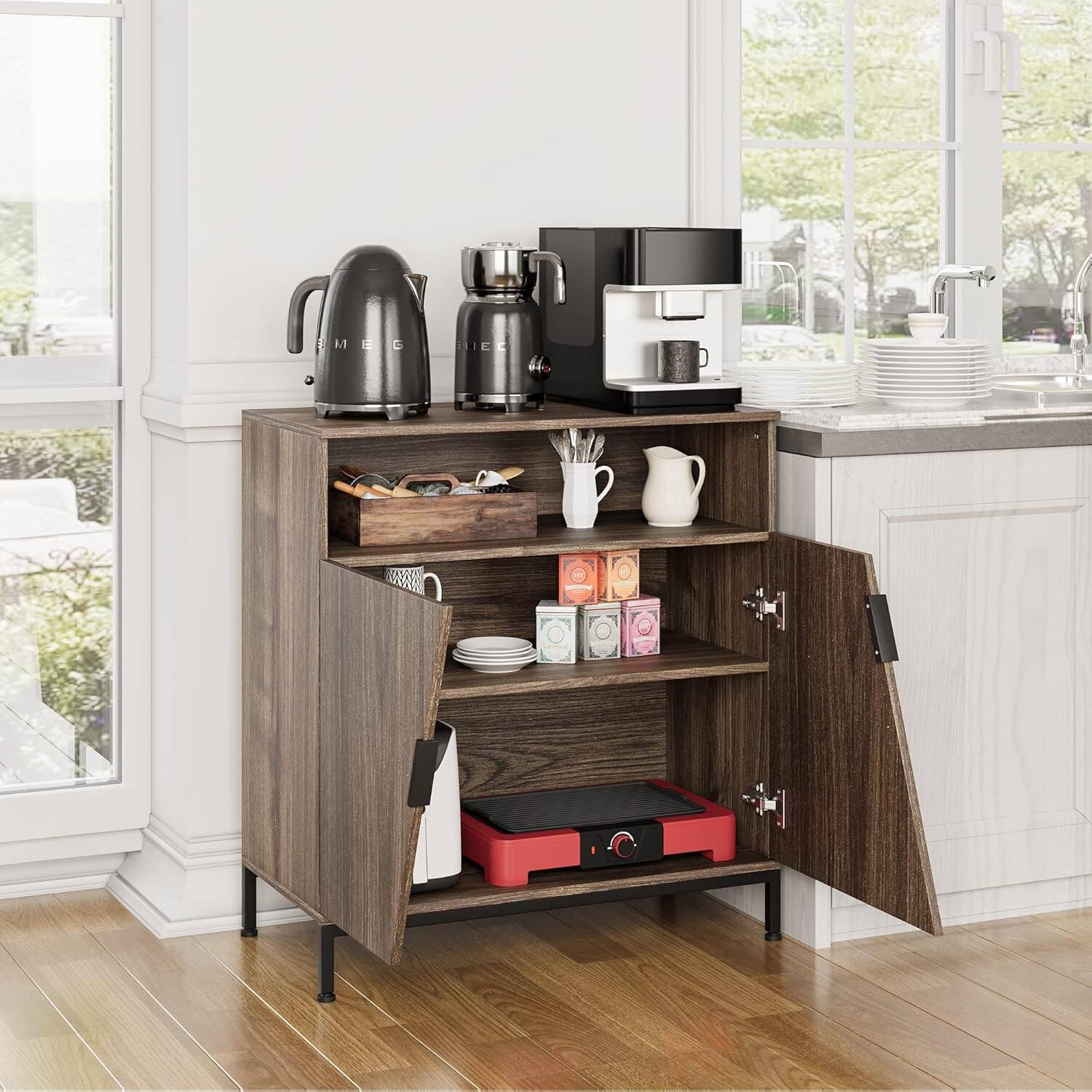 The text on the image reads: "SMEG"