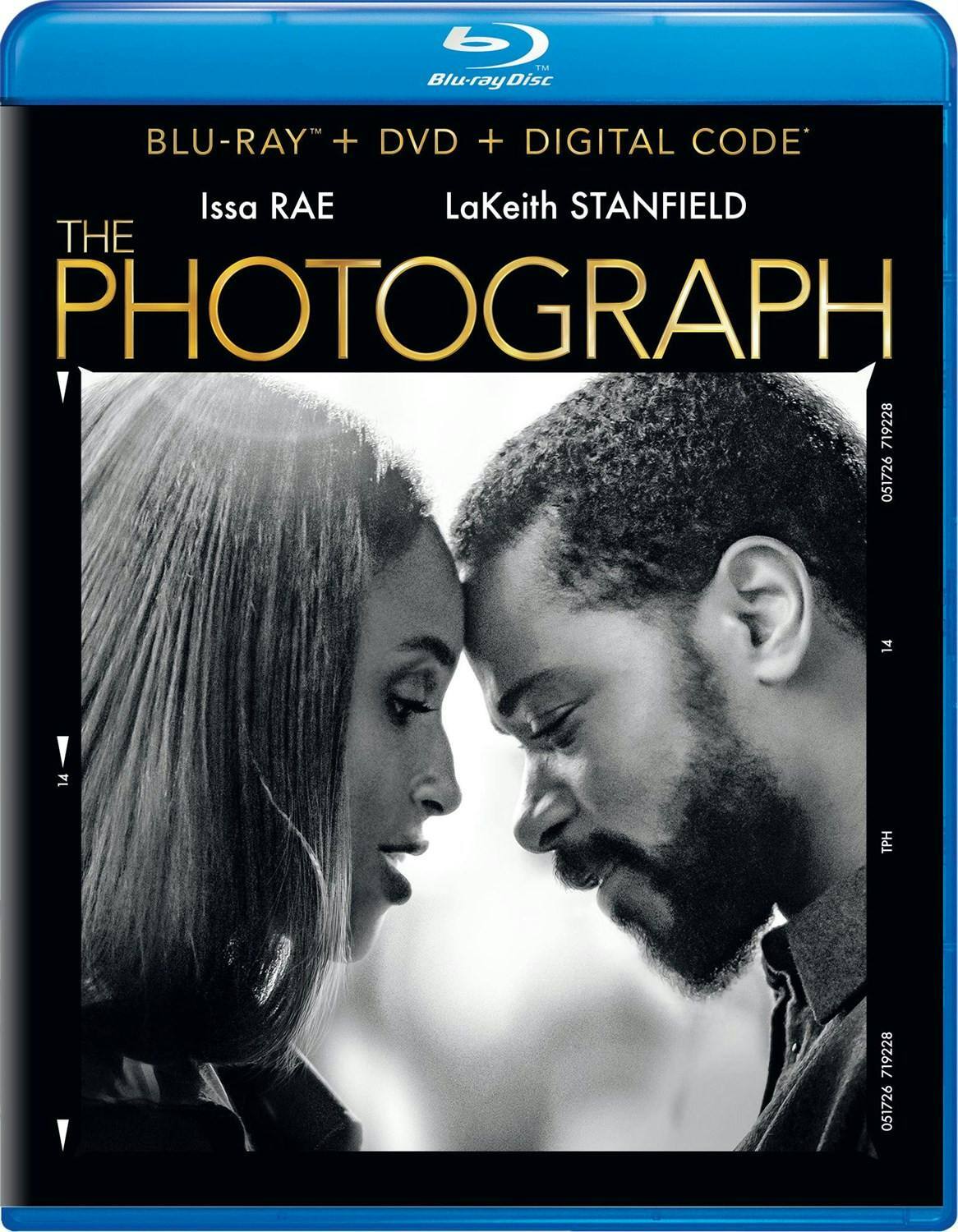 Front. The Photograph (DVD + Digital) [Blu-ray].