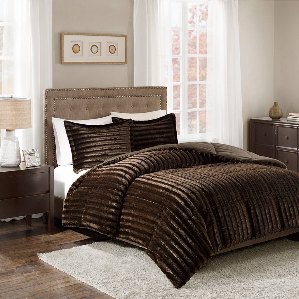 Alt View 1. Gracie Mills - Gracie Mills Wilfred Faux Fur Comforter Set - Chocolate.