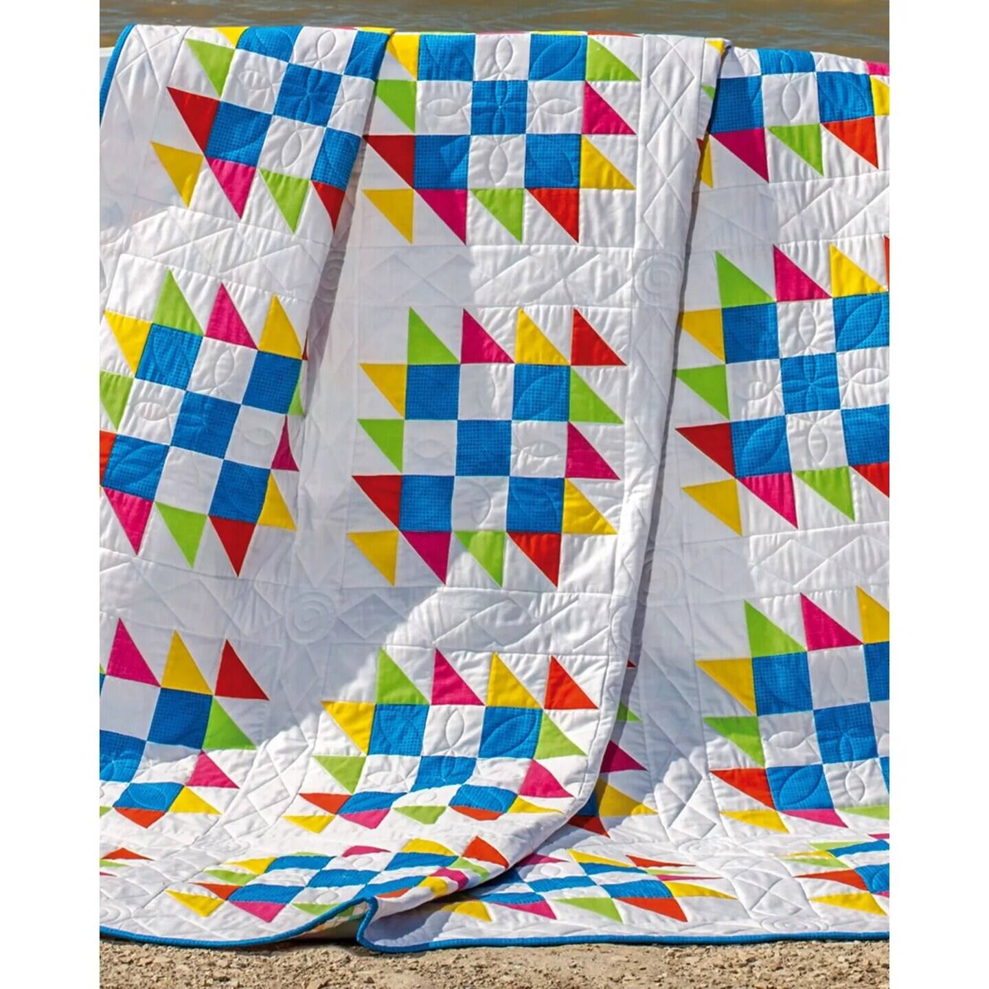 Alt View 2. AccuQuilt - GO! Fabric Cutting Dies, 3-Inch, Square - Green.