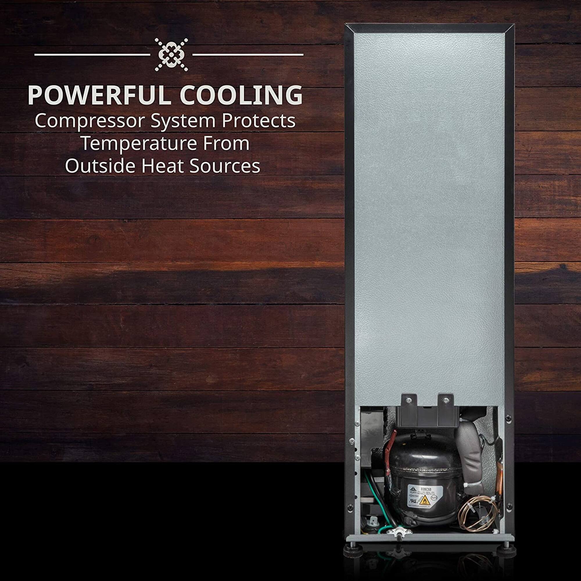 POWERFUL COOLING  
Compressor System Protects Temperature From Outside Heat Sources