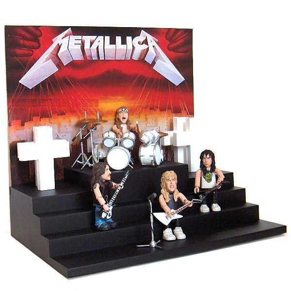 Front. Stevenson Entertainment - Metallica Master Of Puppets Smiti Figure Playset - Red.