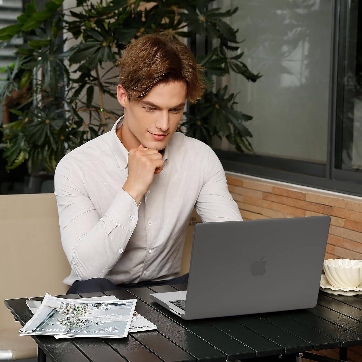 Alt View 4. mosiso - PP Matte Soft Cover for MacBook Air 13.6 inch Case M5 M4 M3 M2 A3449 A3240 A3113 A2681 2026-2022 - Gray.