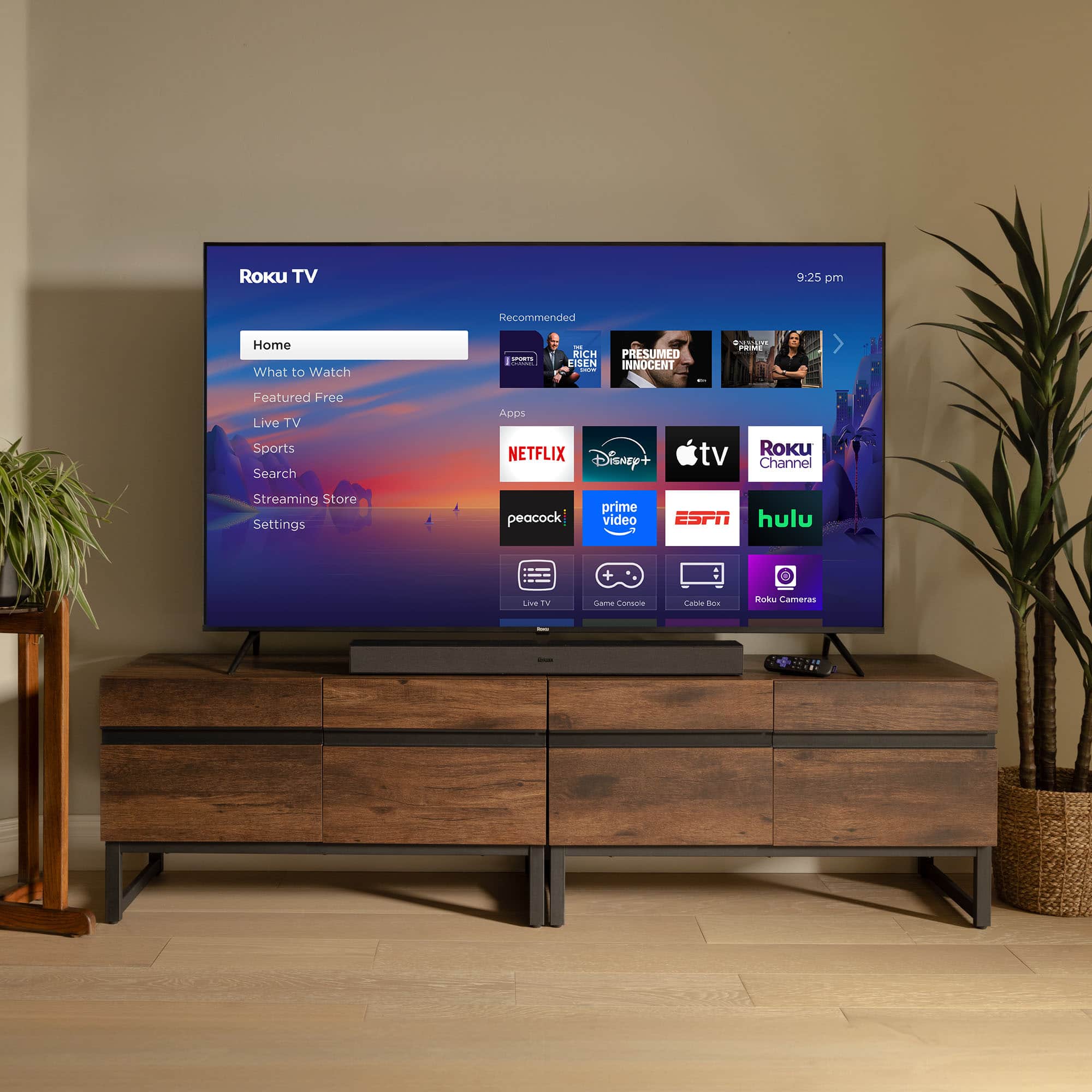 Roku TV 9:25 pm Recommended Home What to Watch I KATE : RICH DEN PRESUMED INNOCENT Featured Free Live TV Sports Search Apps NETFLIX Disney+ tv Roku Channel Streaming Store Settings peacock prime video | ESPN hulu LIiVe Tn Cama Contoe ania Fna Sodo Camaras