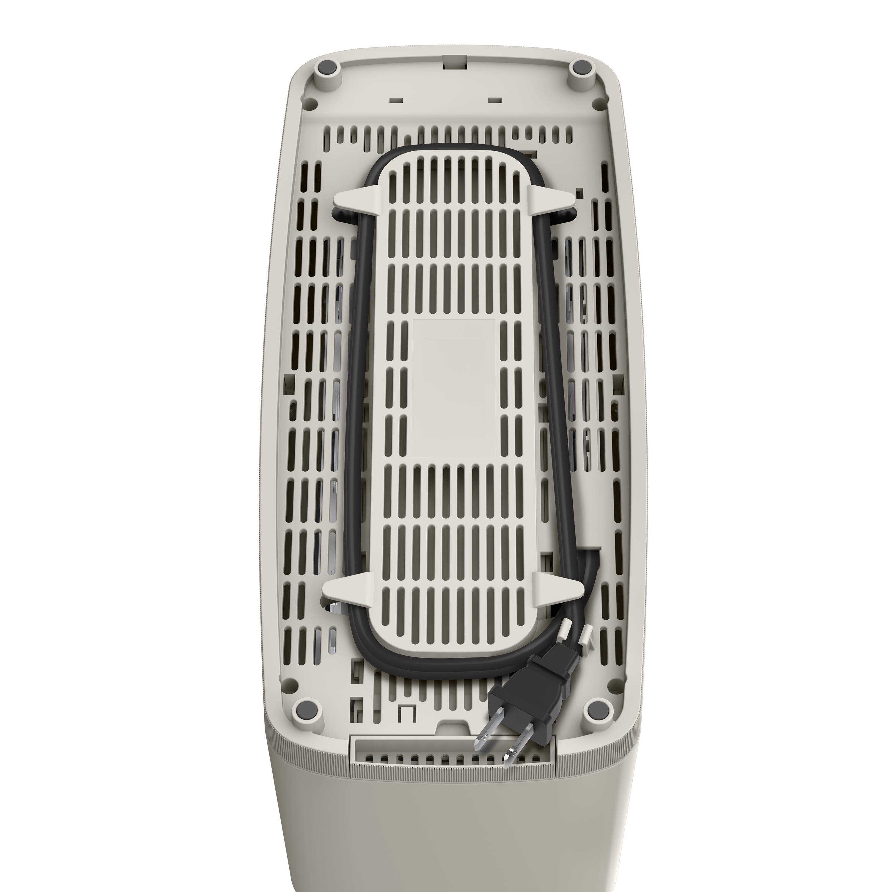 Left. Bella - Fits-anywhere Kitchenware: 4-Slice Slim Toaster with Long Wide Slots - Oatmilk.