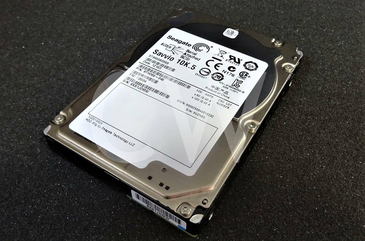 Seagate Savvio Serial ST99008058S SCSI Attached 10K.5  
Date: 12/18/03  
P/N: C  
FW: TH066- D33027  
S/N: STX-6XS1JDMW  
Product of China  
VDC: 12V/0.90 A  
AMPS: 12V/0.30 A  
LOT: 5000C50043E1  
Site: SUZHSG  
E23C  
HDD 100619329  
MtO by Seagate Technology LLC