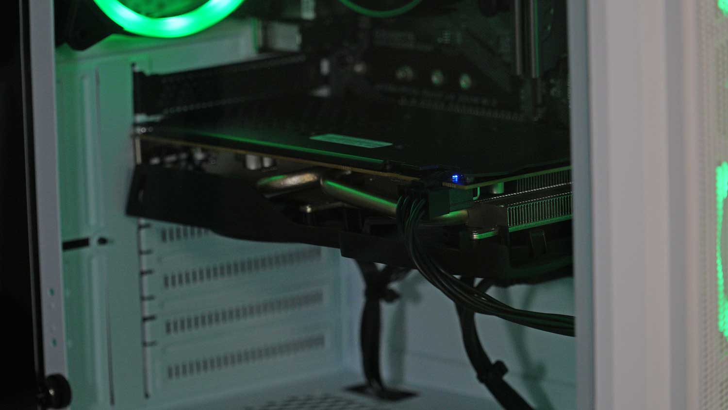 Alt View 2. ViprTech - ViprTech Avalanche 2.0 Gaming PC - AMD Ryzen 7 (4.1Ghz Turbo), AMD RX 580 8GB, 16GB DDR4, 1TB NVMe SSD, Computer - White.