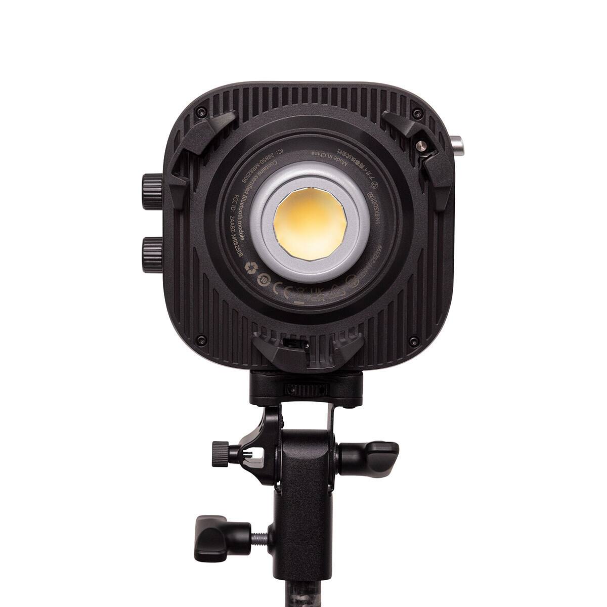 IC 59920  
Contains certified FCC ID: ZAA8Z-M82506 module  
eD M  
Made in China  
CHOVOGSXENS  
nE 665752