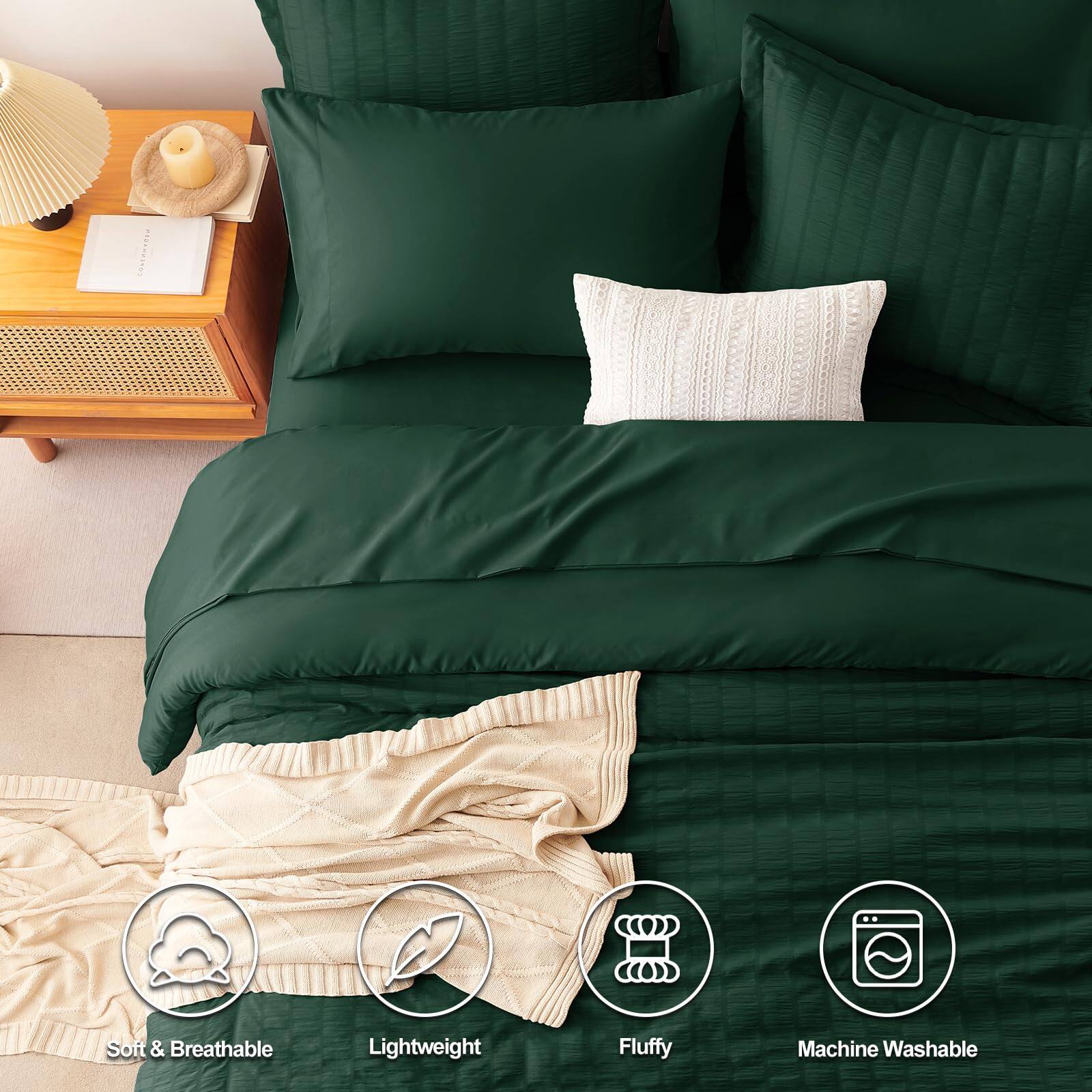 - Soft & Breathable
- Lightweight
- Fluffy
- Machine Washable