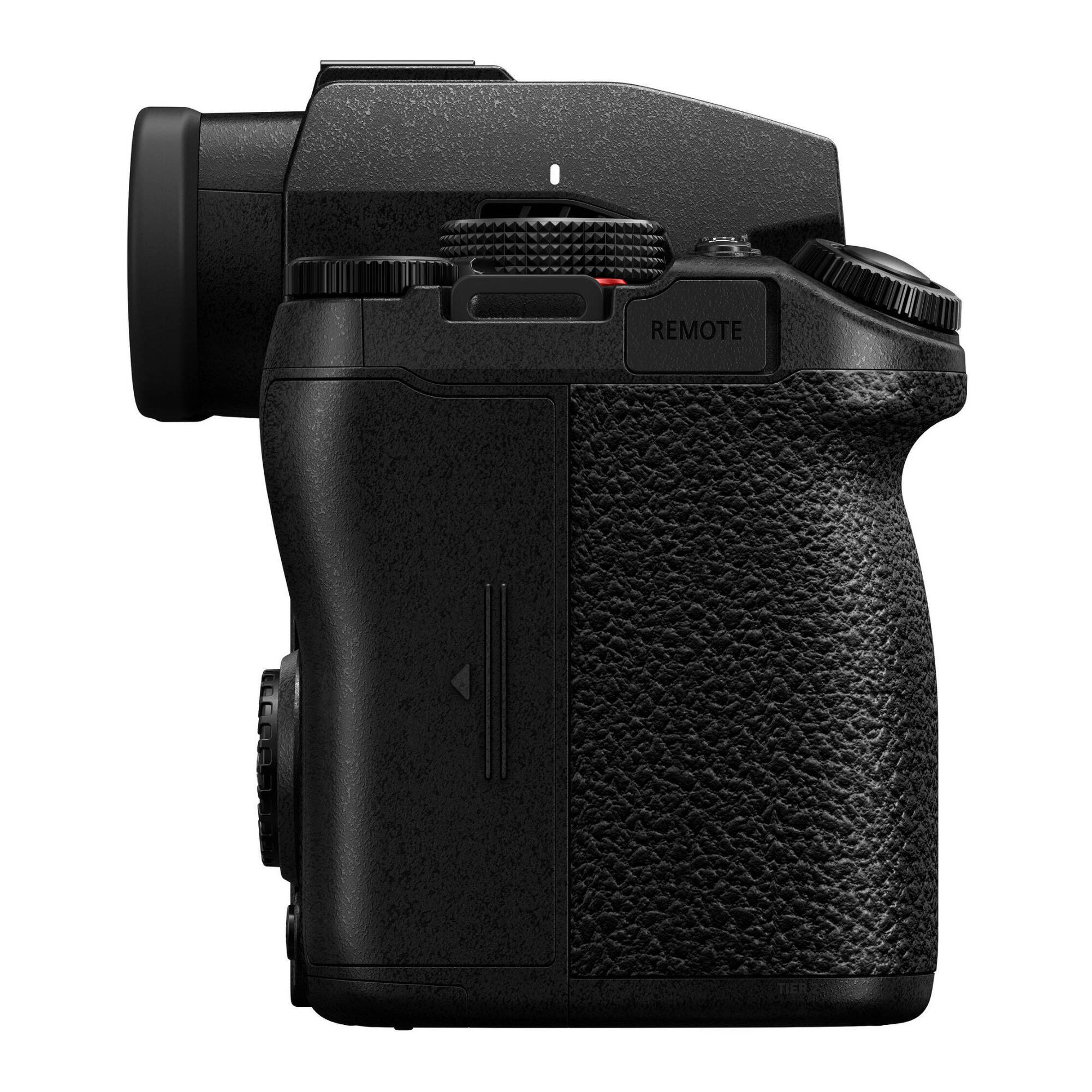 Back. Panasonic - Panasonic LUMIX S5II Full-Frame Mirrorless Camera with 24-60mm F2.8 Lens Kit.