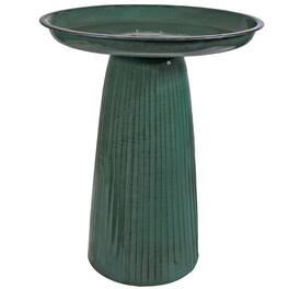 Sunnydaze - Gleeful Garden Metal Outdoor Bird Bath - Green