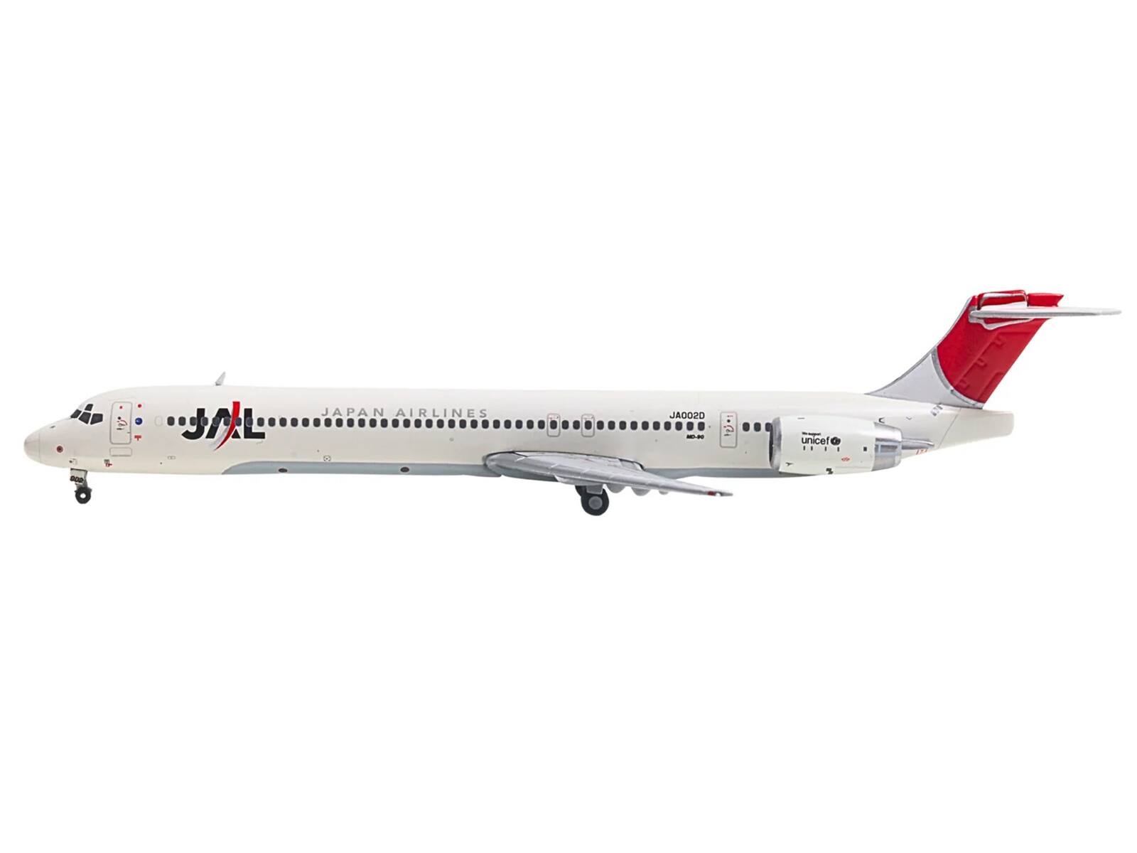 JAL JAPAN AIRLINES JA002D - unicef