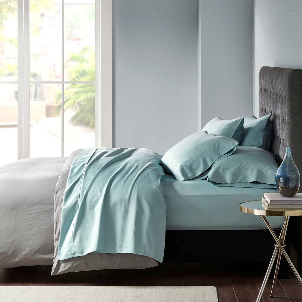 Alt View 1. Gracie Mills - Gracie Mills Elodie 800 Thread Count Sateen Sheet Set - Aqua.