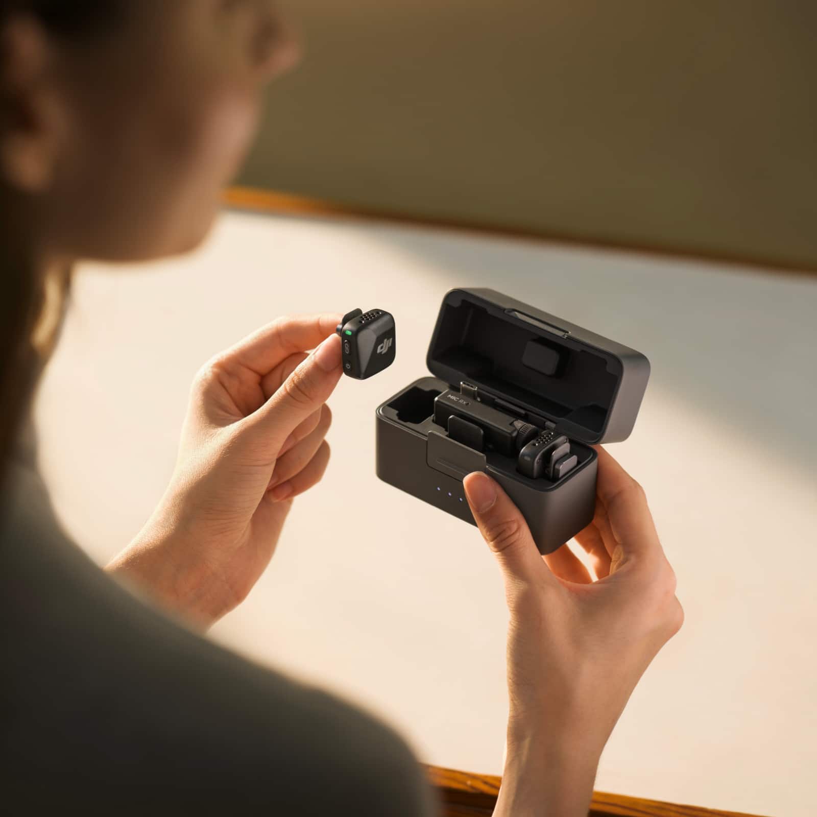DJI Mic Mini (2 TX + 1 RX + Charging Case) Ultralight + 2 Year