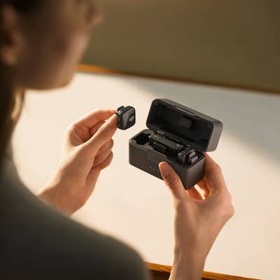 DJI Mic Mini (2 TX + 1 RX + Charging Case) Ultralight + 2 Year DJI Mic Mini (2 TX + 1 RX + Charging Case) Ultralight + 2 Year