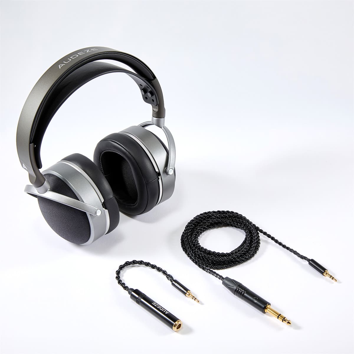 Audeze LCD S20 Closed Back Planar Magnetic Headphones Silver 100