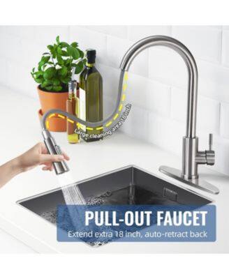 PULL-OUT FAUCET  
Extend extra 18 inch, auto-retract back  
Large cleaning area