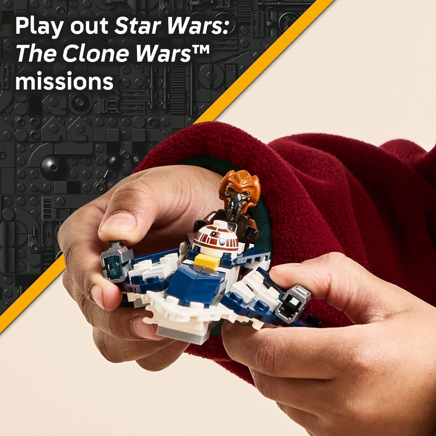 Play out Star Wars: The Clone Wars™ missions.