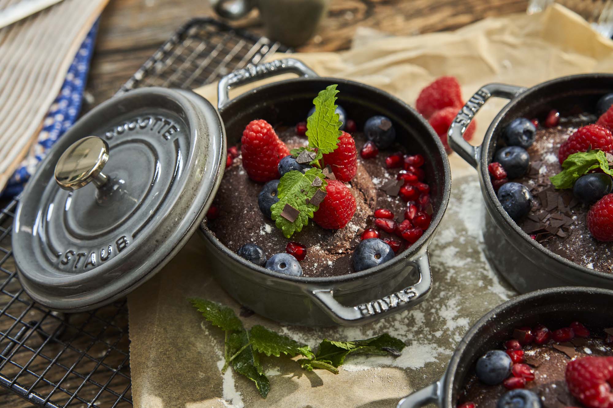 The text on the image reads: "STAUB"