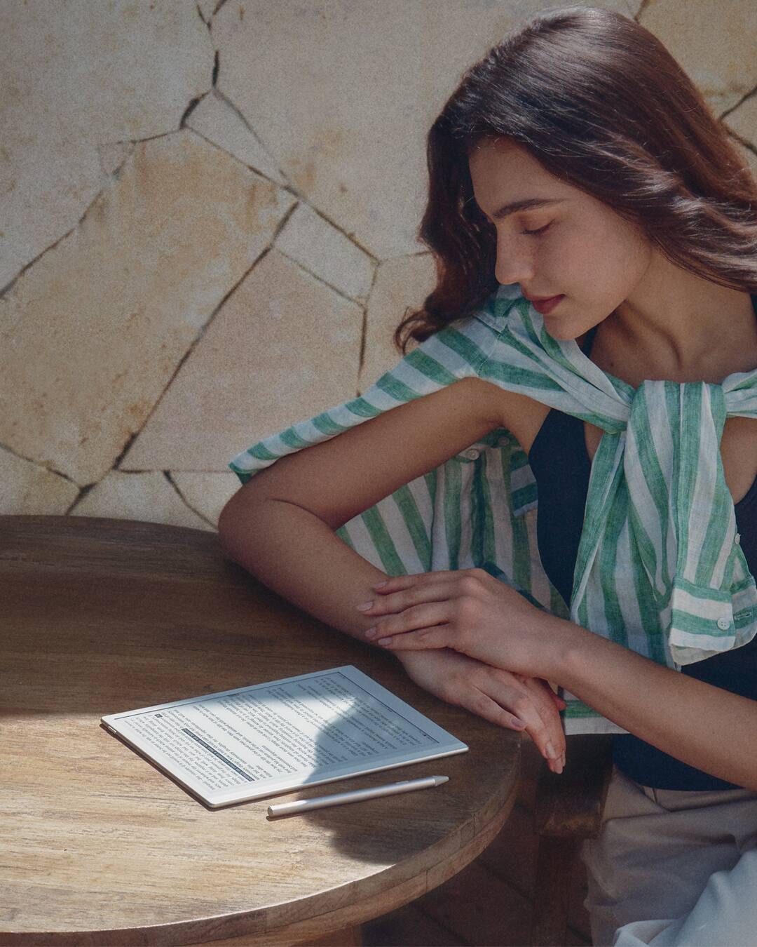 Alt View 2. BOOX - BOOX Go 10.3(Gen 2) Lumi - Cream.