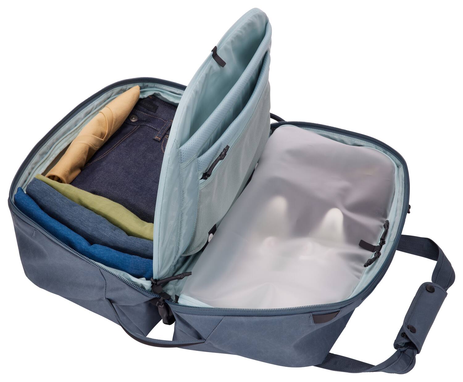 Angle. Thule - Aion Duffel 35L - Dark Slate.