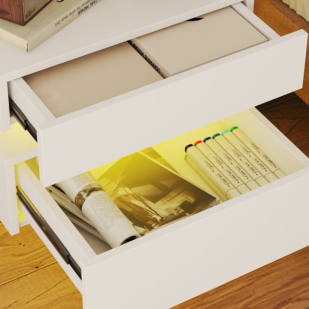 Sure, here is the corrected and grouped text:

---

**CARL M. MOSER**  
Eine neue Zeit

**M 00C 500o 3 CO**  
**DECo I**  
**WEI 1 - I m**  
**Nene 1 . 1 a 1**

---

This text appears to be a mix of names, titles, and possibly some codes or identifiers.