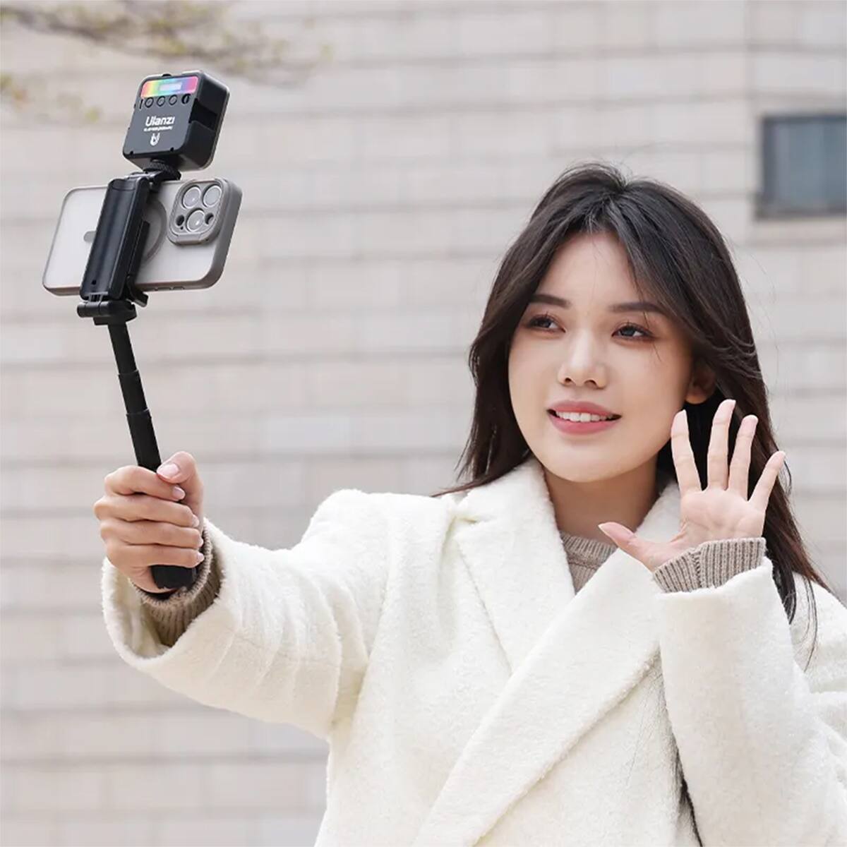 Alt View 9. Ulanzi - Ulanzi JJ02 Extendable Tripod with Remote for Smartphone, Black.