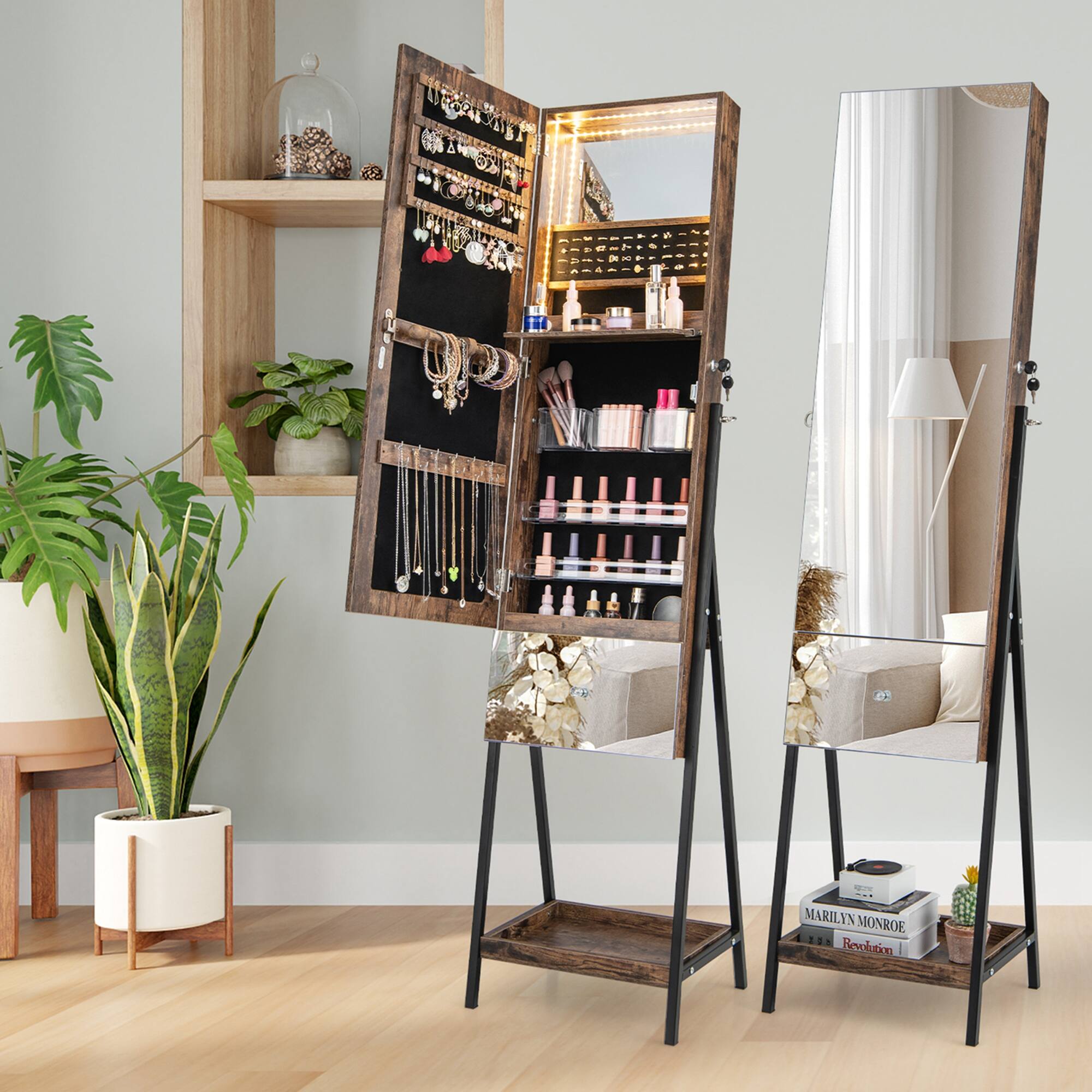 MARILYN MONROE  
205 Revolution