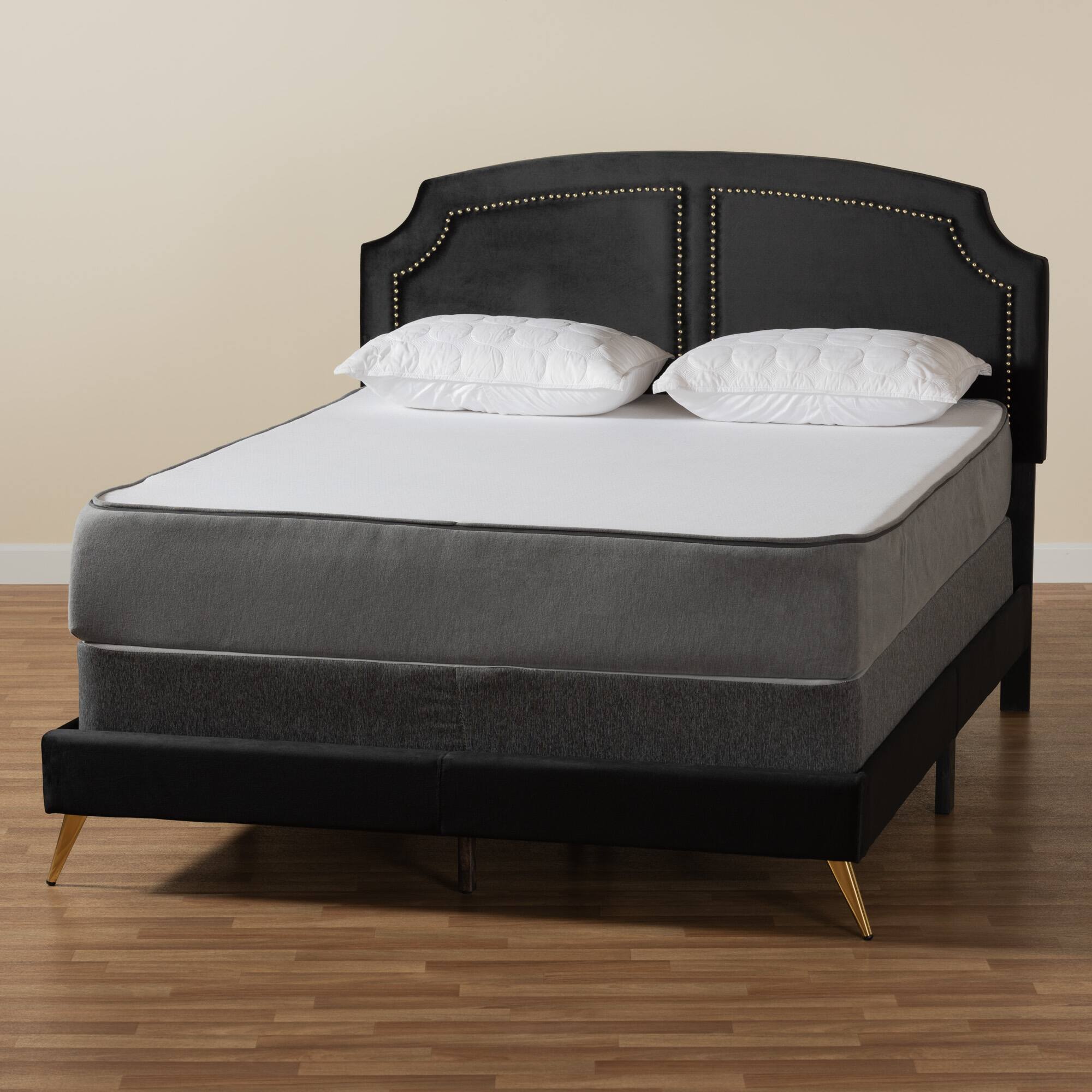 Alt View 4. Baxton Studio - Oxley Traditional Glam and Luxe Velvet and Gold Metal Queen Size Panel Bed - Black/Gold.