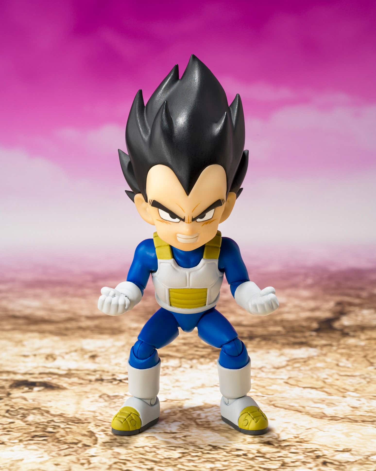 Angle. Bandai - S.H. Figuarts Dragon Ball Daima Vegeta (Mini) 2.8" Figure.