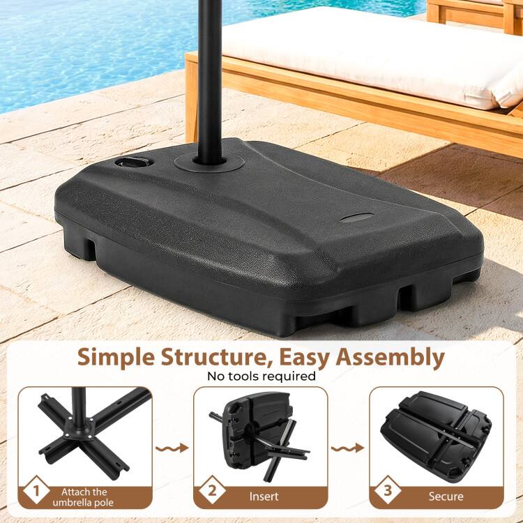 Simple Structure, Easy Assembly  
No tools required  
1. Attach the umbrella pole  
2. Insert  
3. Secure