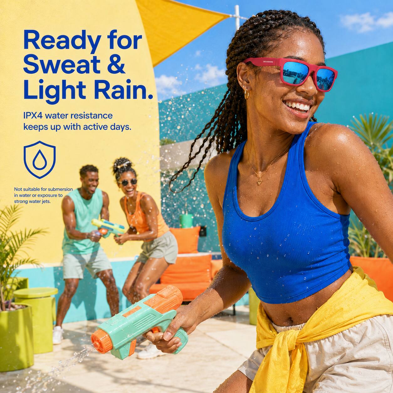 Ready for Sweat & Light Rain.  
IPX4 water resistance keeps up with active days.  
Not suitable for submersion in water or exposure to strong water jets.