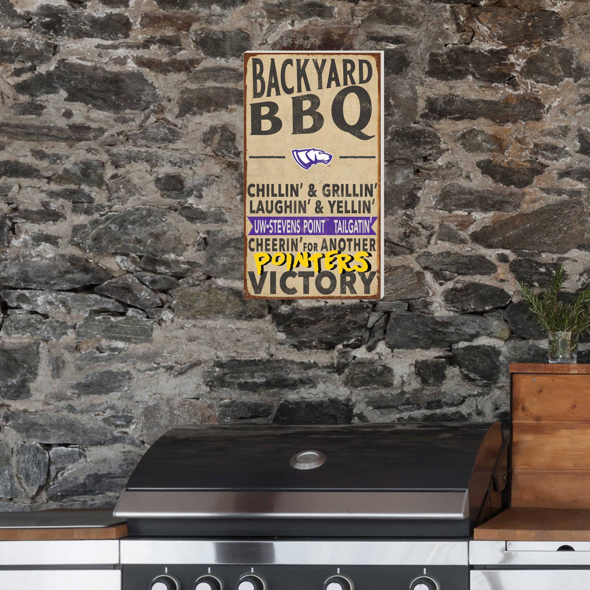 BACKYARD BBQ

CHILLIN' & GRILLIN'  
LAUGHIN' & YELLIN'  
UW-STEVEN POINT TAILGATIN'  
CHEERIN' FOR ANOTHER  
POINTERS VICTORY